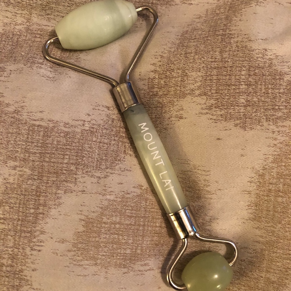 Mount Lau Jade roller